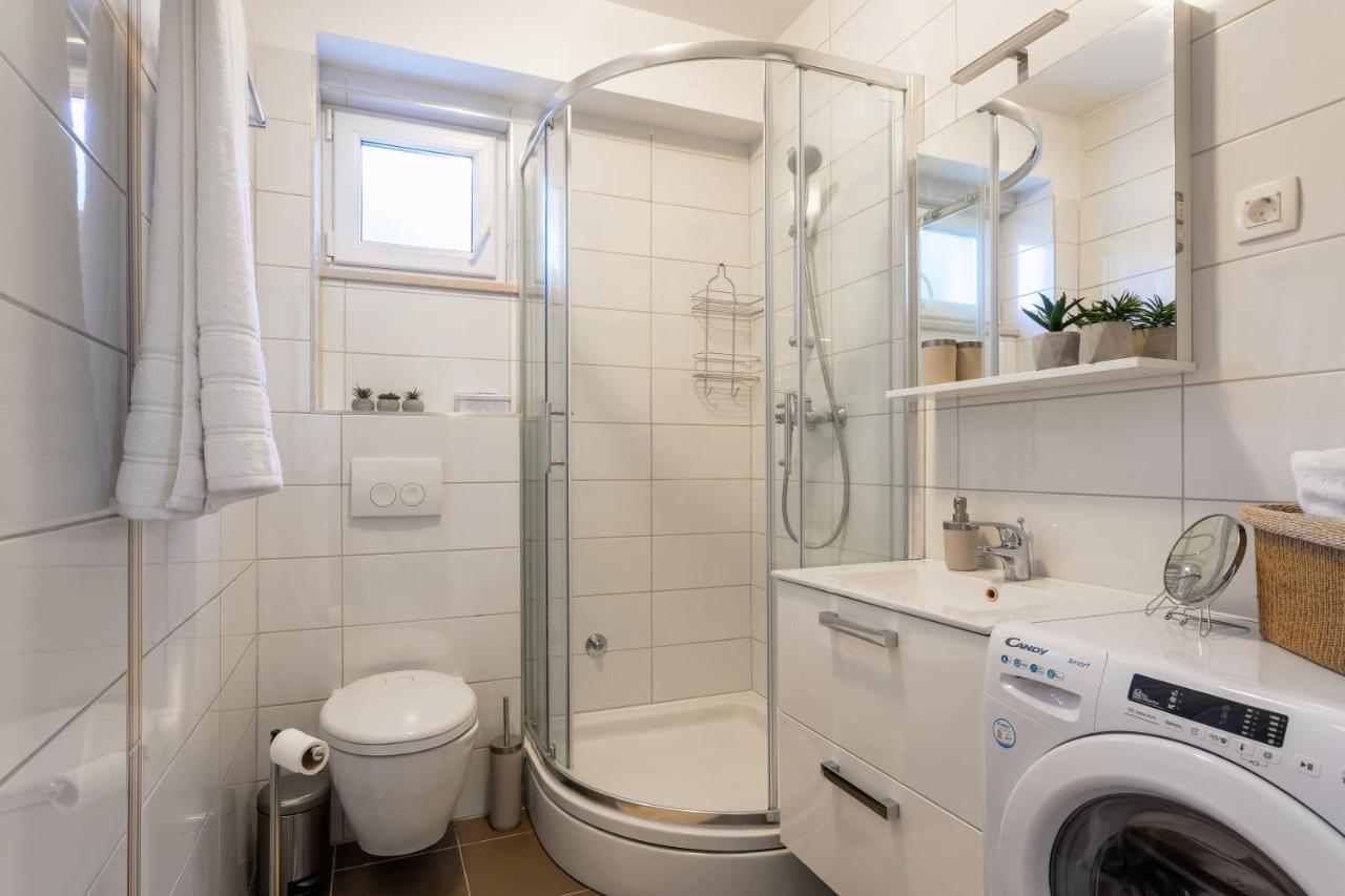 Apartman Olive Supetar Exteriér fotografie